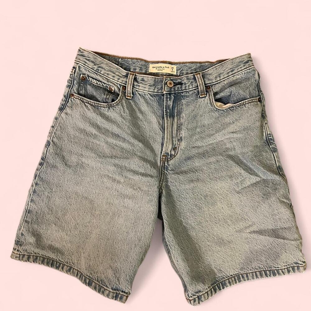 Abercrombie fitch light
